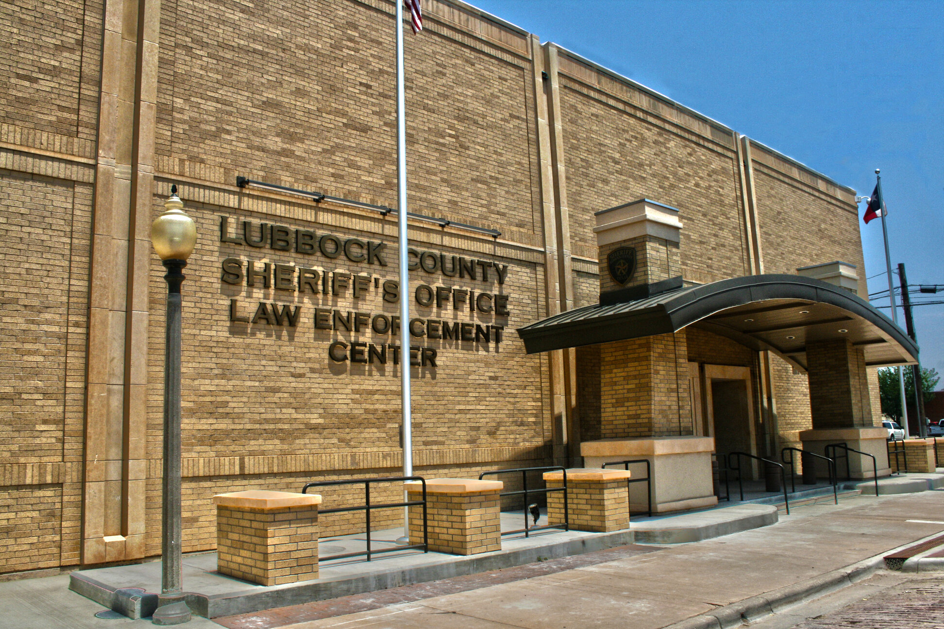 Civic & Government - Lubbock County Law Enforcement Center